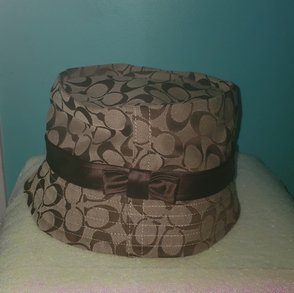 Coach Bucket Hat - Picture 1 of 3